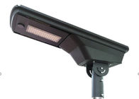 10W-100W tutto nelle scuole solari di una del LED dell'iluminazione pubblica di moto strada principale del sensore
