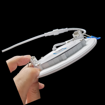 Ac85-265v ha messo il colore regolabile residenziale 12w di uso 5cct di Downlight