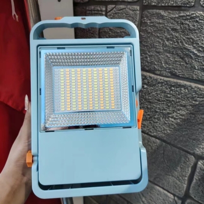 Acqua resistente Remote control LED Emergency Floodlight cavo USD Tempo di emergenza 6 ore per il campeggio o caso di emergenza