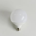 Lampadina del LED con progettazione differente una lampadina, lampadina di C, lampadina di T, lampadina del UFO per uso domestico