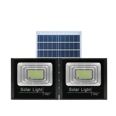 PVC che alloggia proiettore solare da 20W a 220W per illuminazione all'aperto