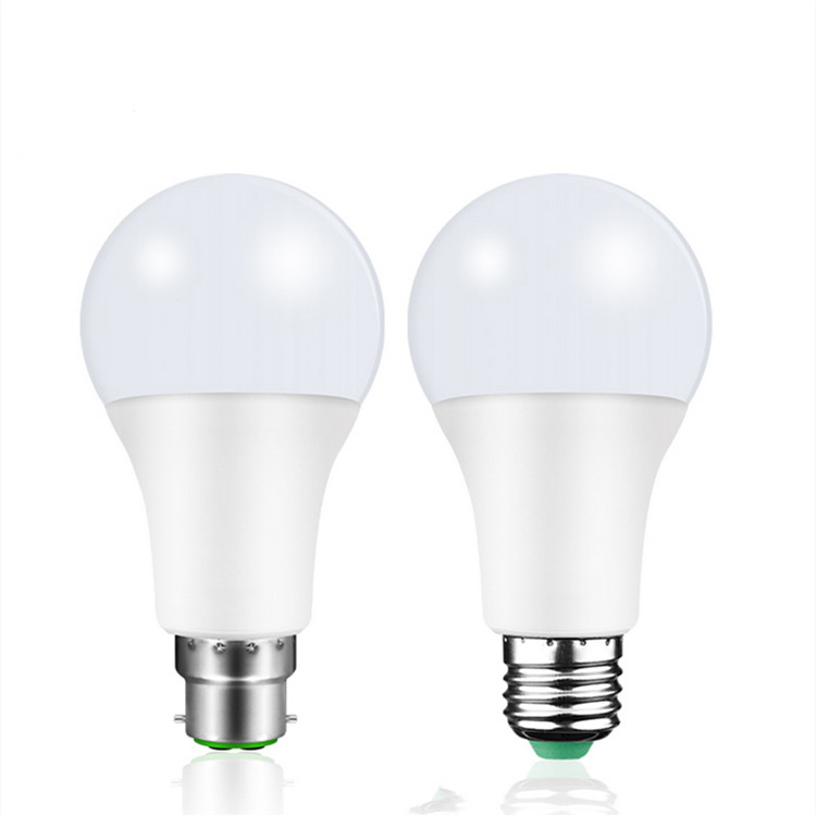 145lm/W 5 anni lumi della garanzia di alti ha condotto la lampadina B22 per illuminazione commerciale